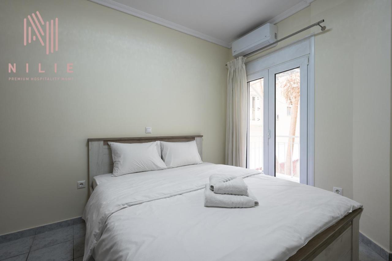 Little Paris, Nilie Hospitality Mgmt Apartment เทสซาโลนิกิ ภายนอก รูปภาพ