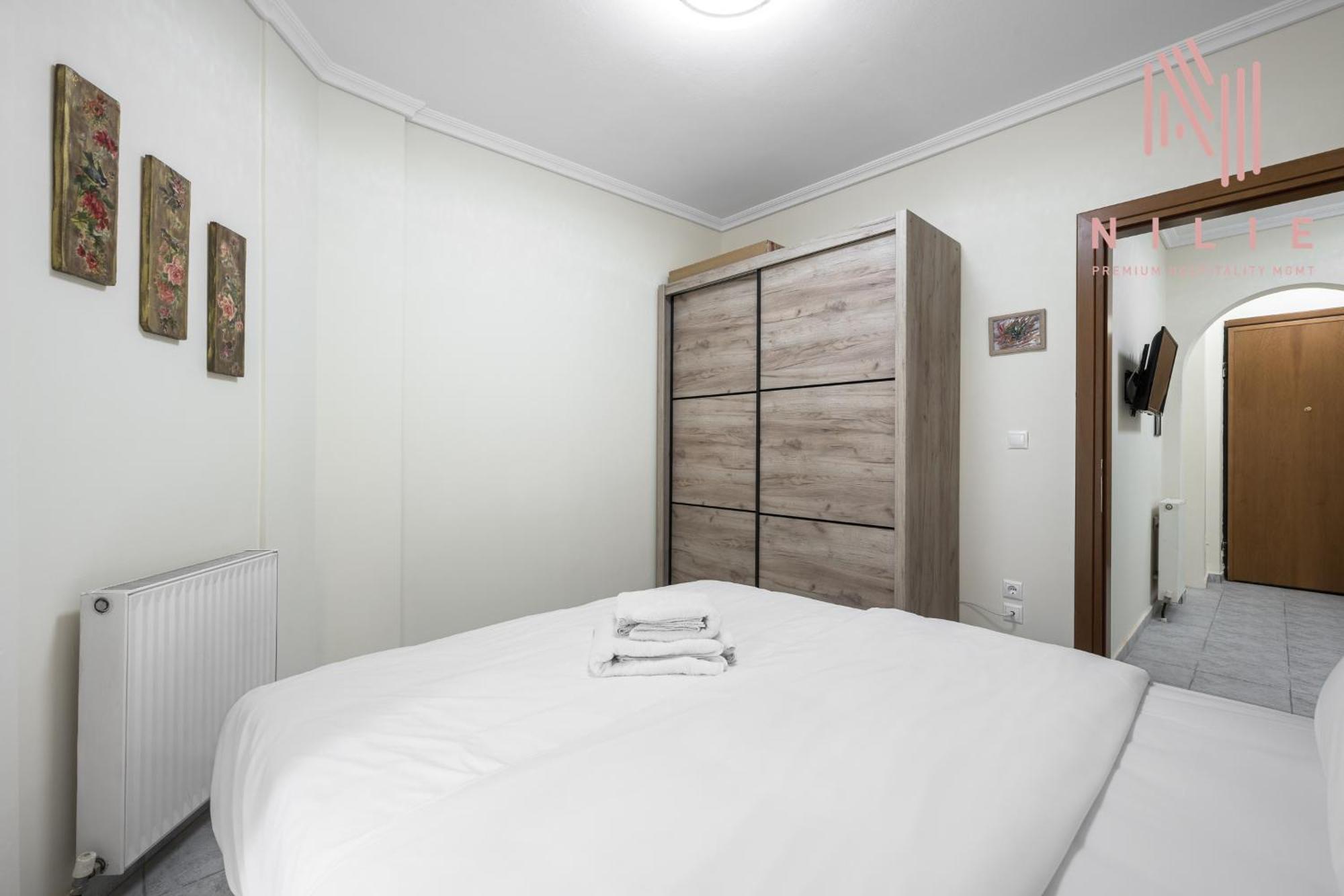Little Paris, Nilie Hospitality Mgmt Apartment เทสซาโลนิกิ ภายนอก รูปภาพ